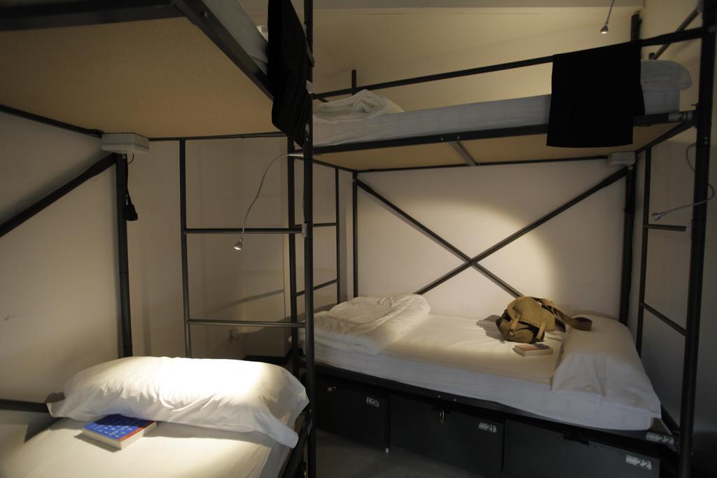 Traveller Box Hostel Севилья Номер фото